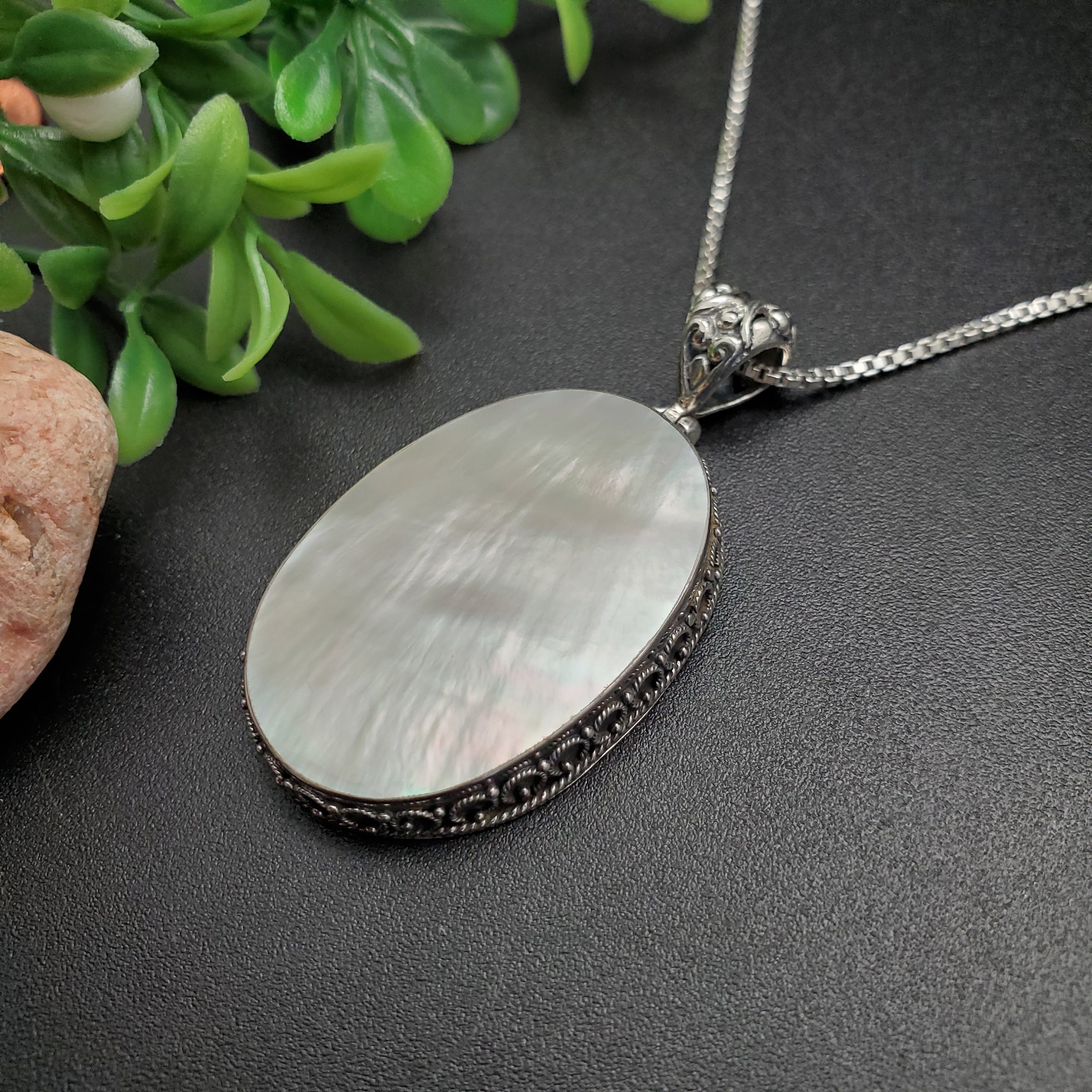 ATS-AYU342 | ホワイト マザー オブ パール ネックレス ペンダント