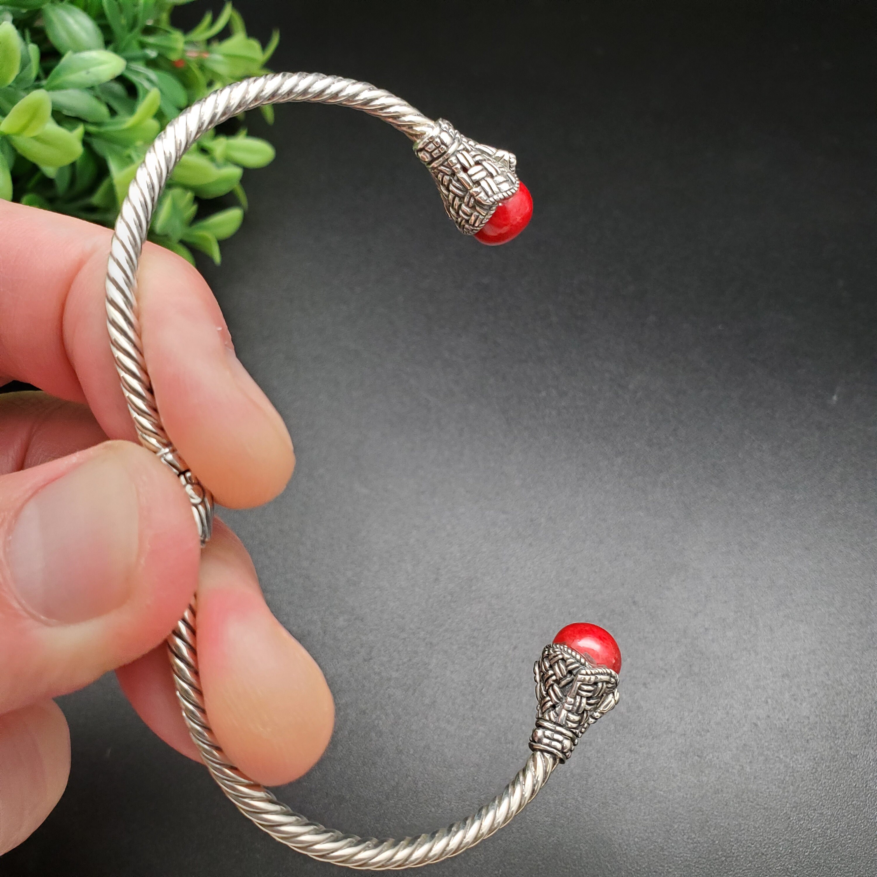KK-196 | スターリングシルバー レッドコーラル ブレスレット カフ