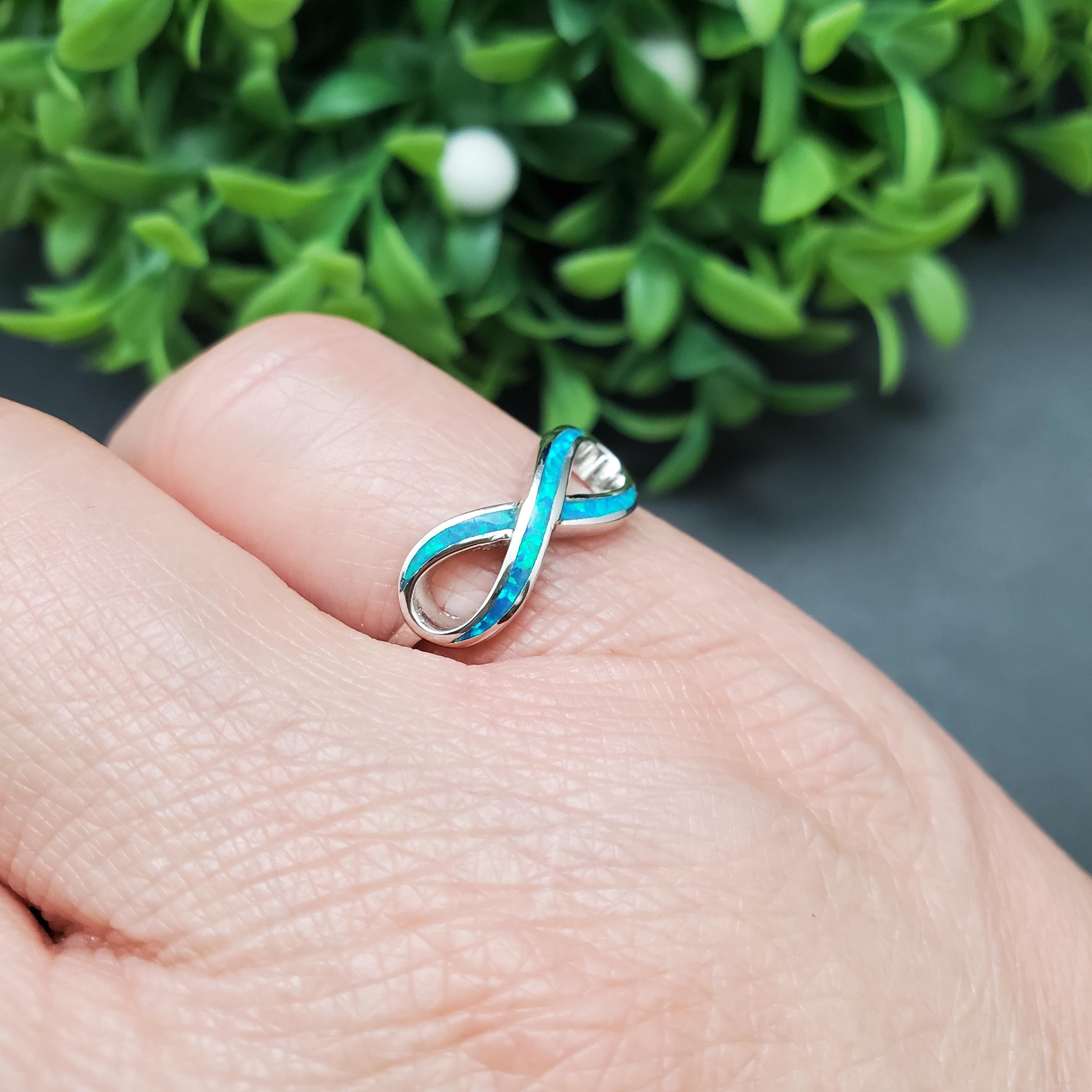 GG-126 | 上品なブルーオパール インフィニティ リング | スターリング
