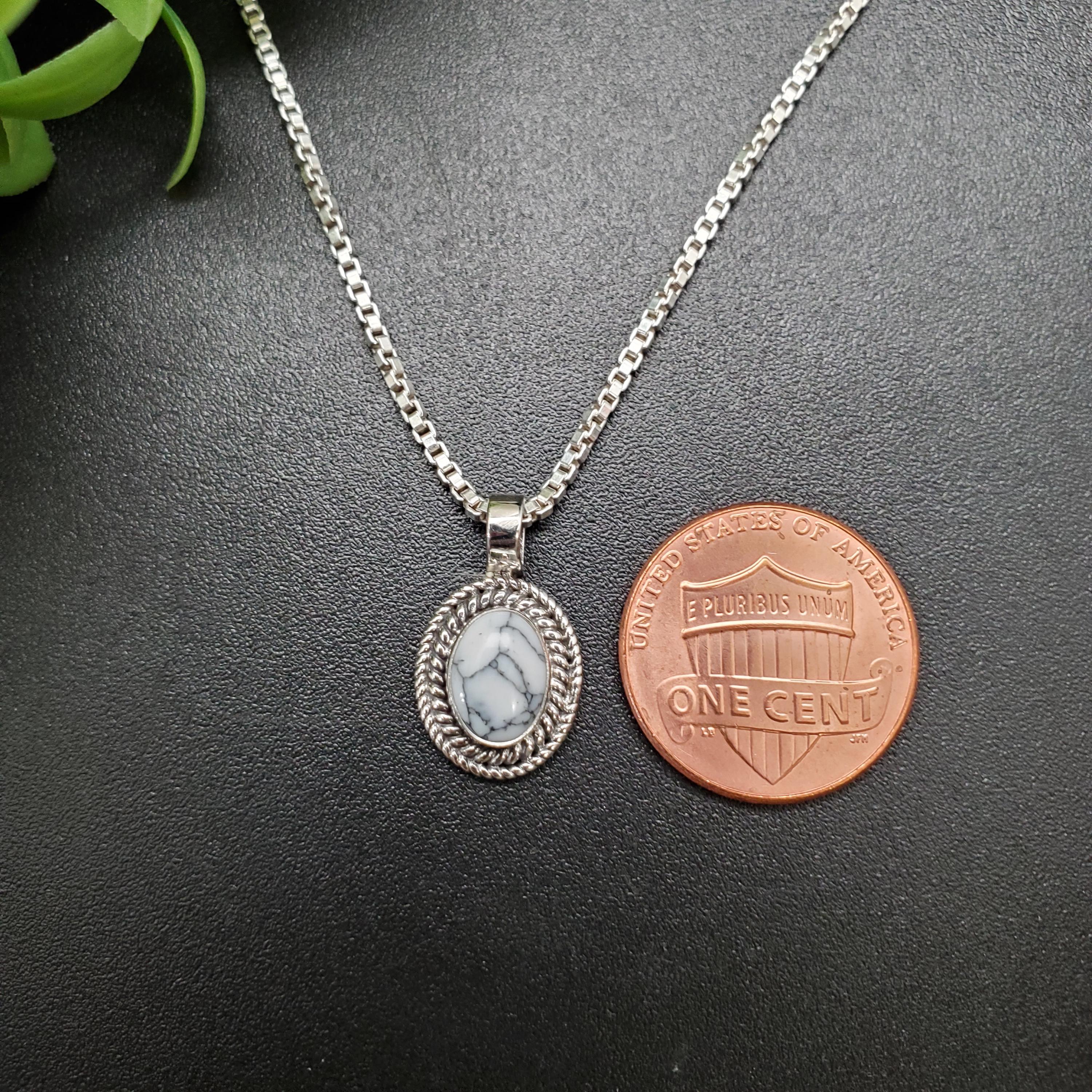 アクセサリー HUF OVAL STONE NECKLACE QQ-886 | Small White Buffalo Stone Necklace Pendant With