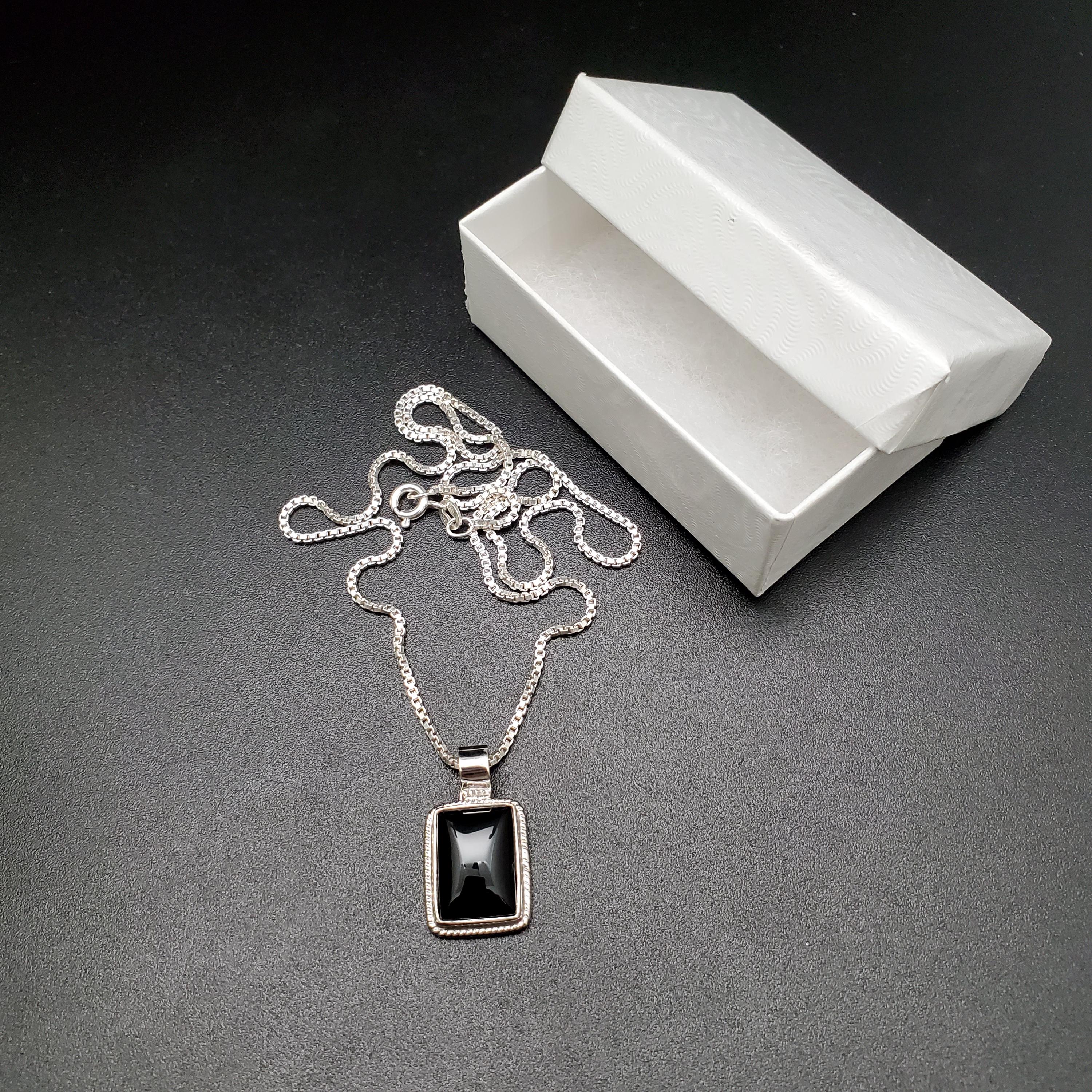 QQ-896 | Southwestern Black Onyx Rectangle Necklace Pendant