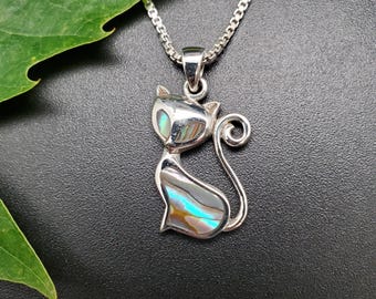 QQ-789 | White Mother of Pearl Inlay Cat Necklace Pendant Option