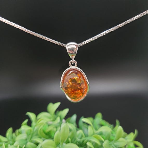 通販 取扱店 アンバー 雫型 シルバーネックレス 925 silver 琥珀