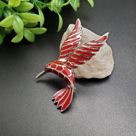 ATS-AYU139 | 大きな赤珊瑚ハチドリピン | スターリングシルバー 赤