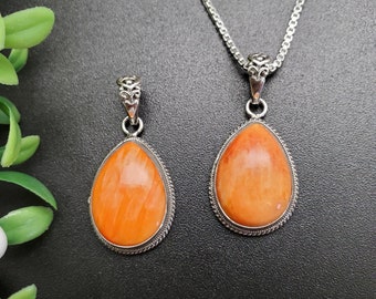 FFD #392 | Lovely Spiny Oyster Teardrop Necklace Pendant | Sterling Silver Spiny Oyster Pendant Necklace | Silver Oyster Shell Pendant