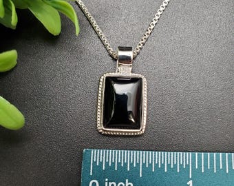 QQ-896 | Southwestern Black Onyx Rectangle Necklace Pendant