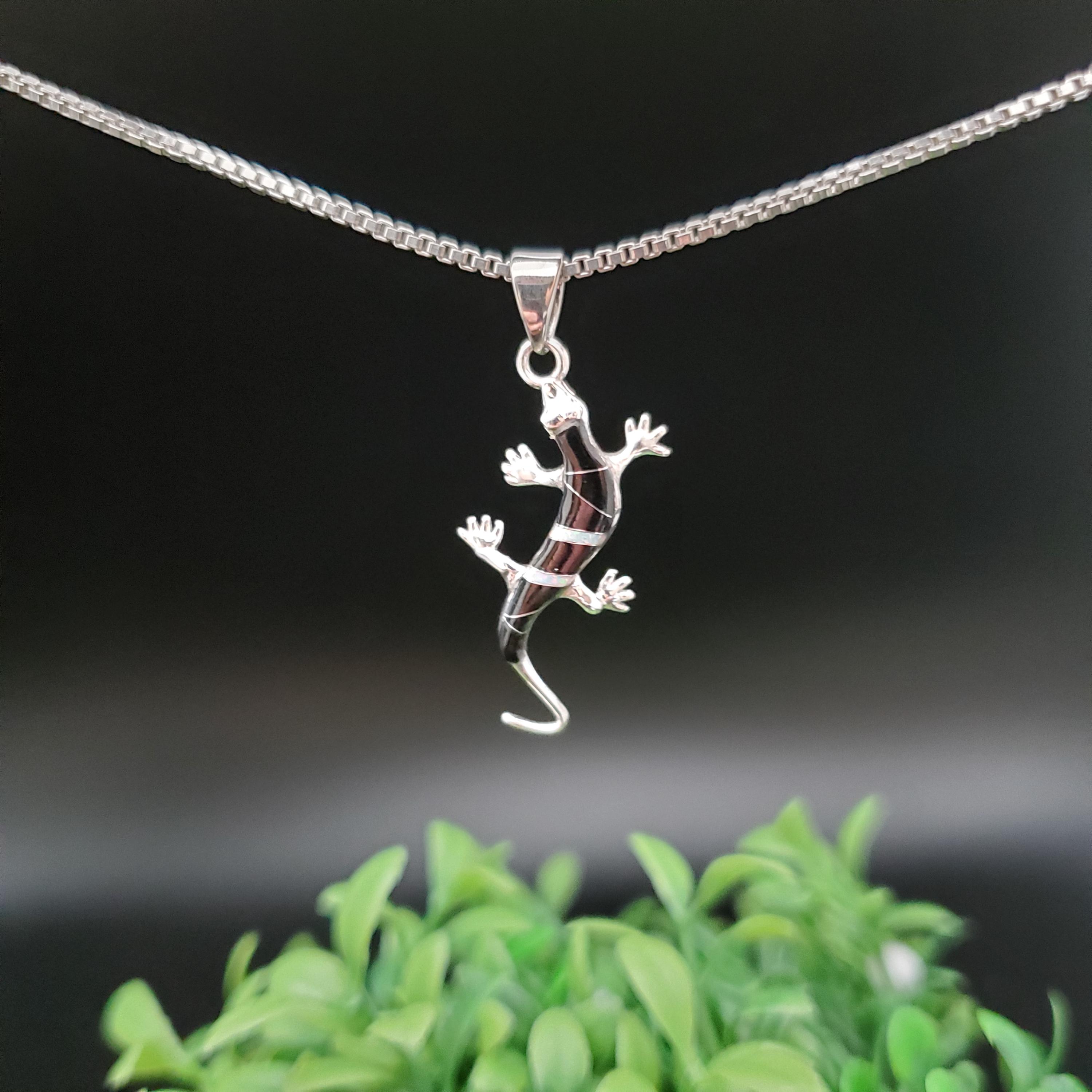 QQ-373 | Multicolor Inlay Lizard Pendant Necklace | Sterling