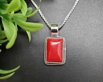 QQ-861 / Collana con ciondolo rettangolare in corallo rosso sud-occidentale / Ciondolo in corallo rosso in argento sterling / Gioielli unisex in corallo rosso / Regalo per lei