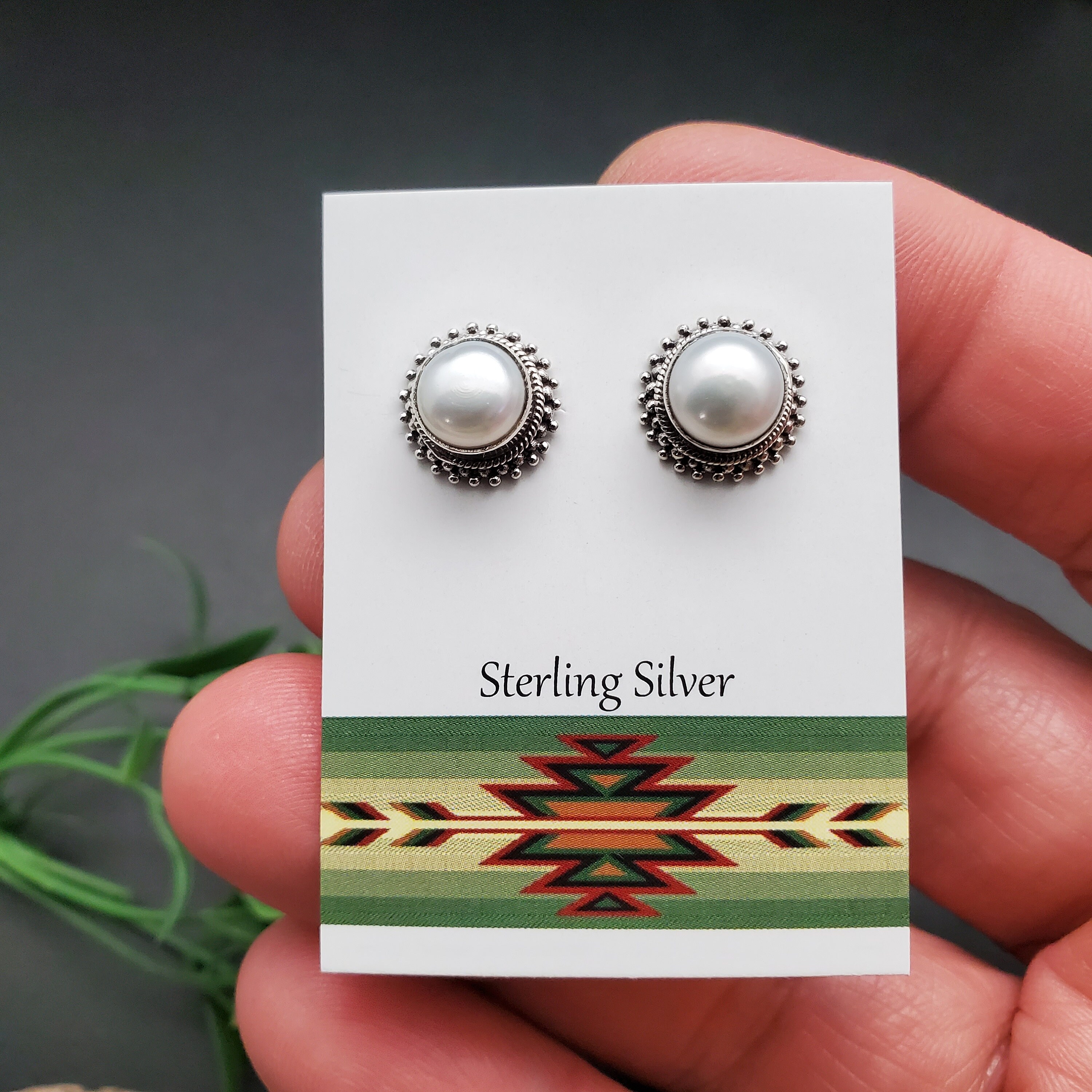 アクセサリー coldframe MOTHER'S WHITE QUARTZ STUDS MOTHER'S WHITE QUARTZ STUDS