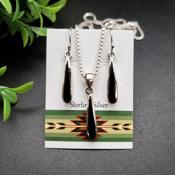 Black Onyx Inlay Teardrop Shape Sterling Silver Earrings Black Onyx Inlay Teardrop Shape Sterling Silver Earrings