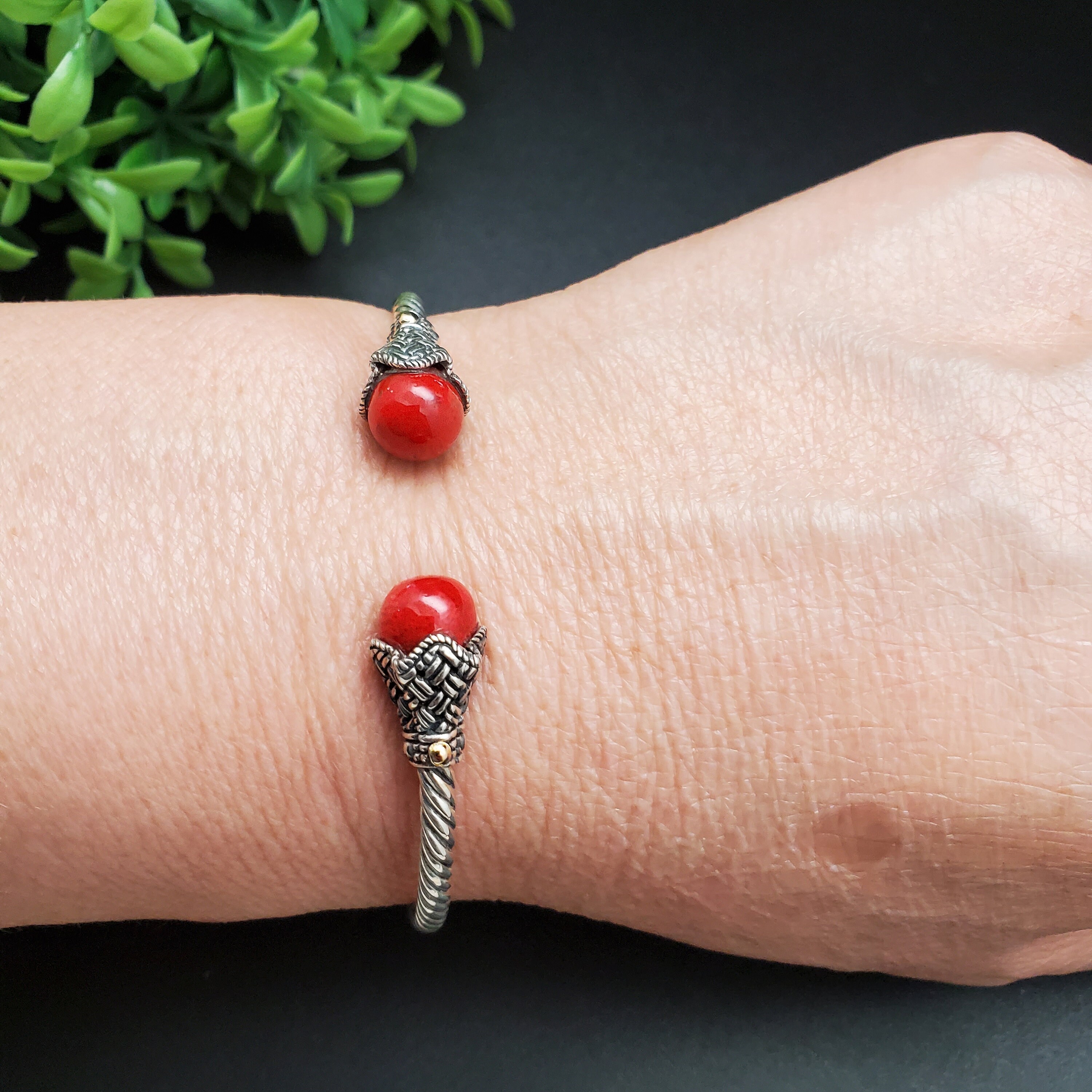KK-196 | スターリングシルバー レッドコーラル ブレスレット カフ