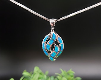 QQ-302 / Colgante con incrustaciones de ópalo azul grande / Colgante de ópalo azul fuego en plata esterlina / Colgante de plata maciza con ópalo azul de diseño del suroeste