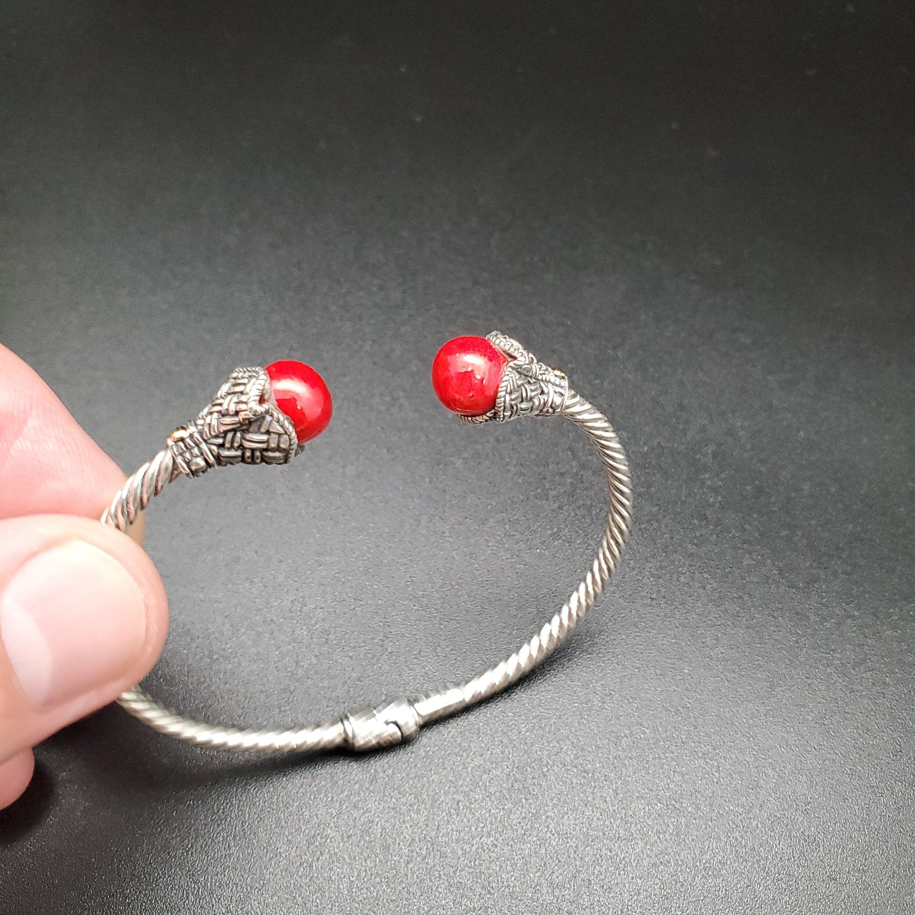 KK-196 | スターリングシルバー レッドコーラル ブレスレット カフ