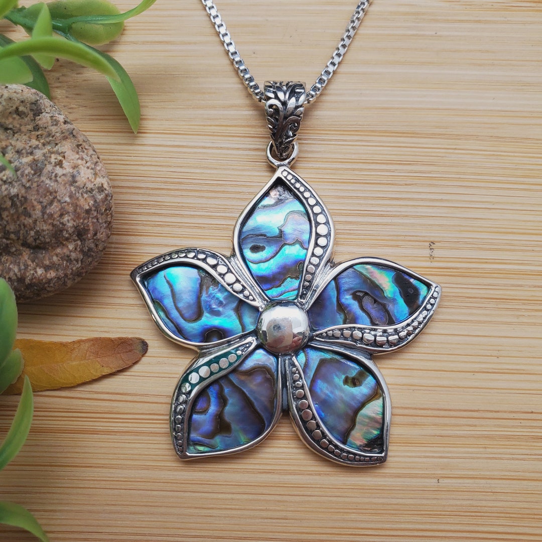 Shells Inlay Jewelry ATS-AYU054 | Big Inlaid Abalone Shell Inlay Flower Necklace Pendant ...