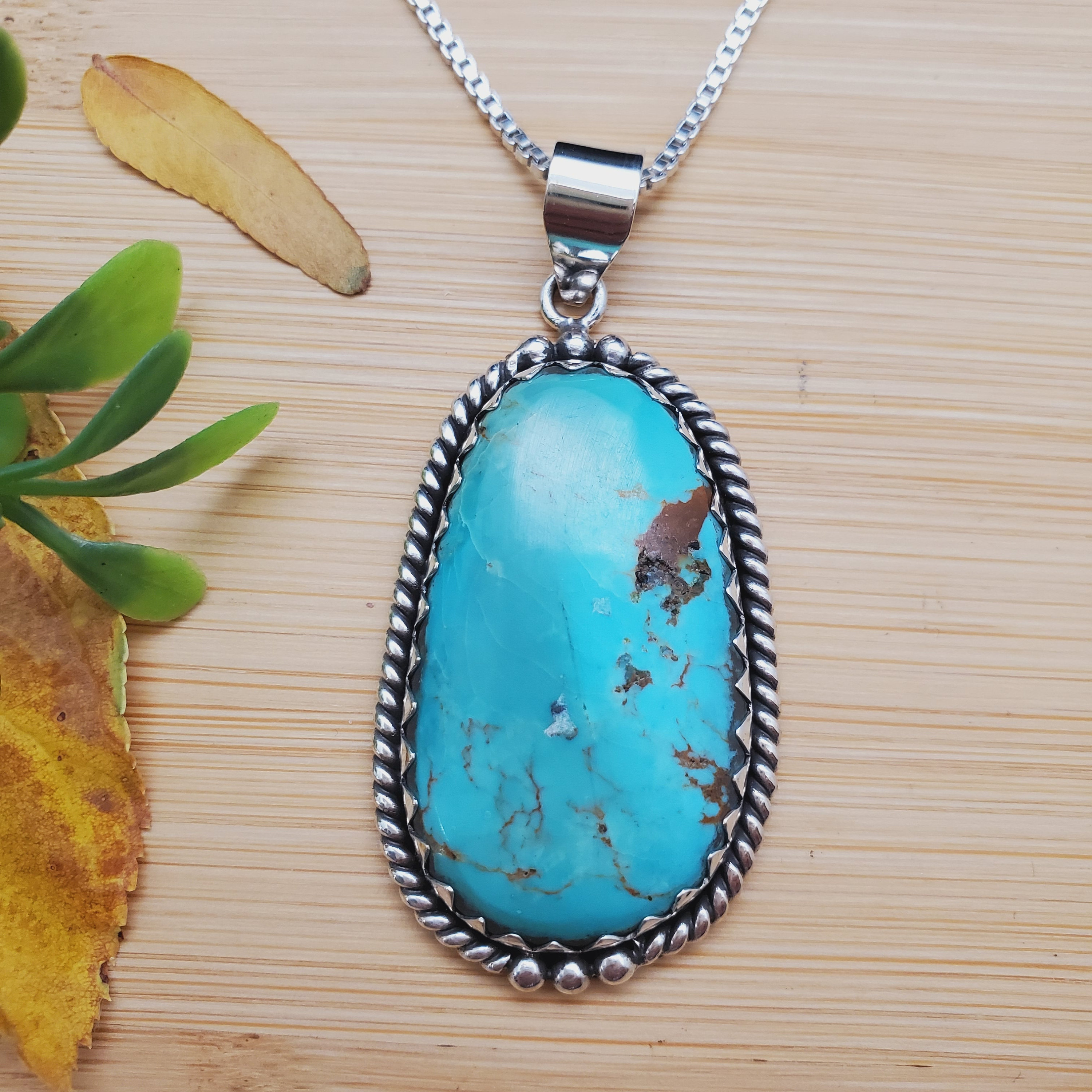 【本物】turquoise stone ネックレスチャーム　silver925 本物】turquoise stone ネックレスチャーム silver925の通販