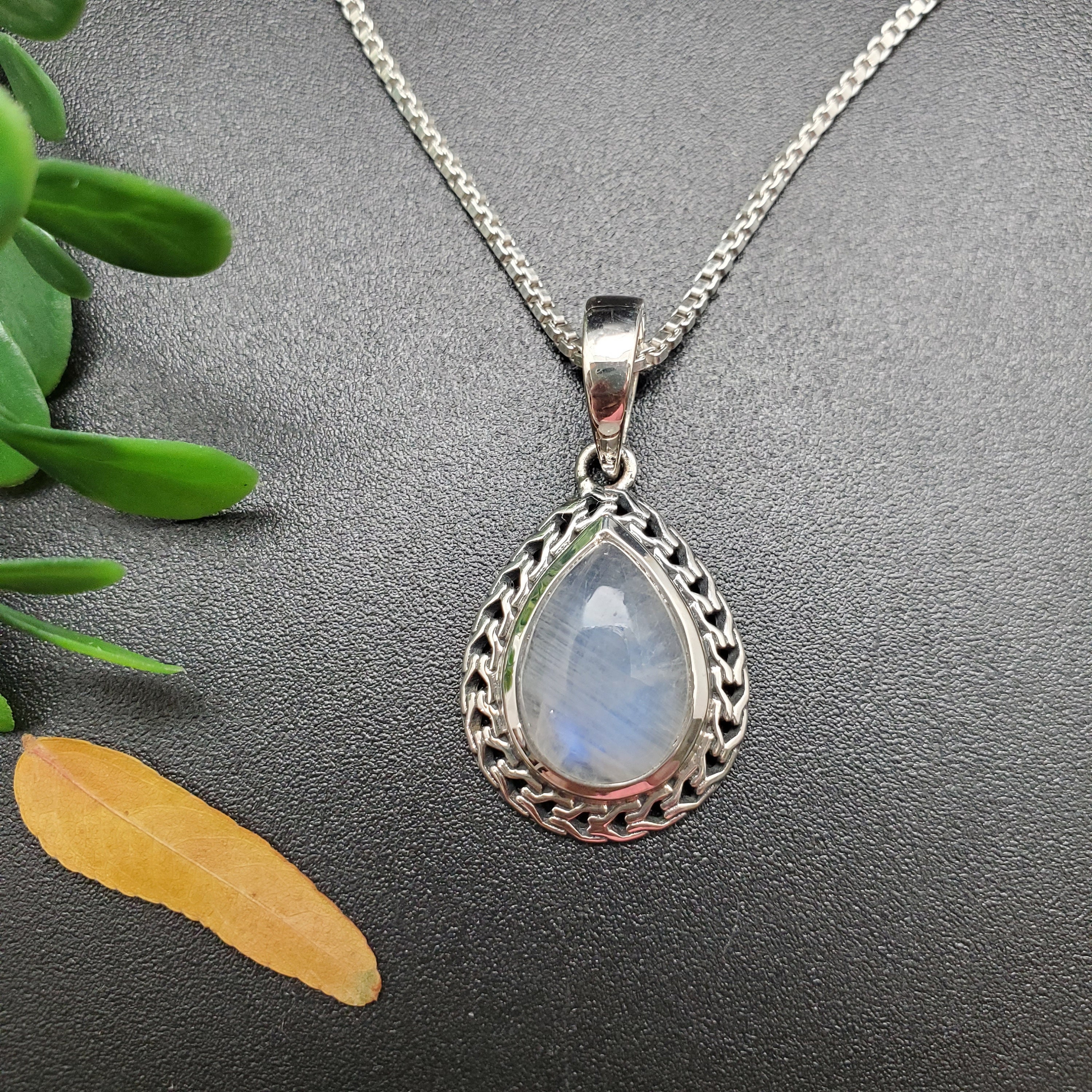 ATS-AYU019 | Big Teardrop Rainbow Moonstone Necklace Pendant