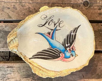 Love Dove Vintage Style Oyster Trinket Dish