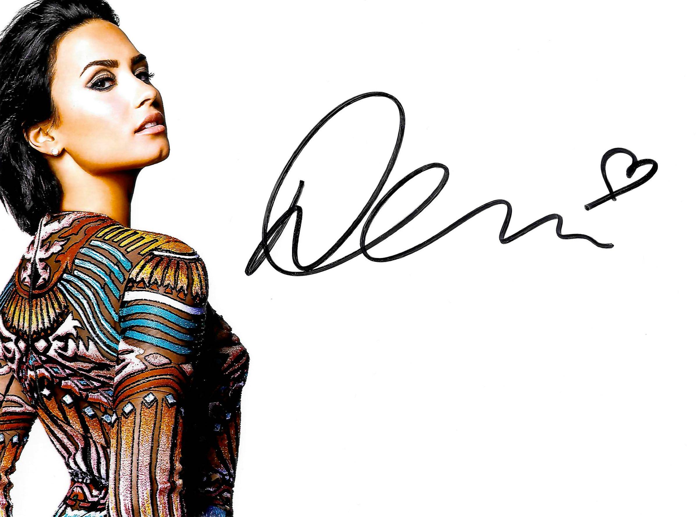 Demi Lovato Autograph - Etsy