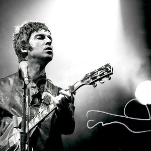 Noel gallagher autograph - Etsy 日本