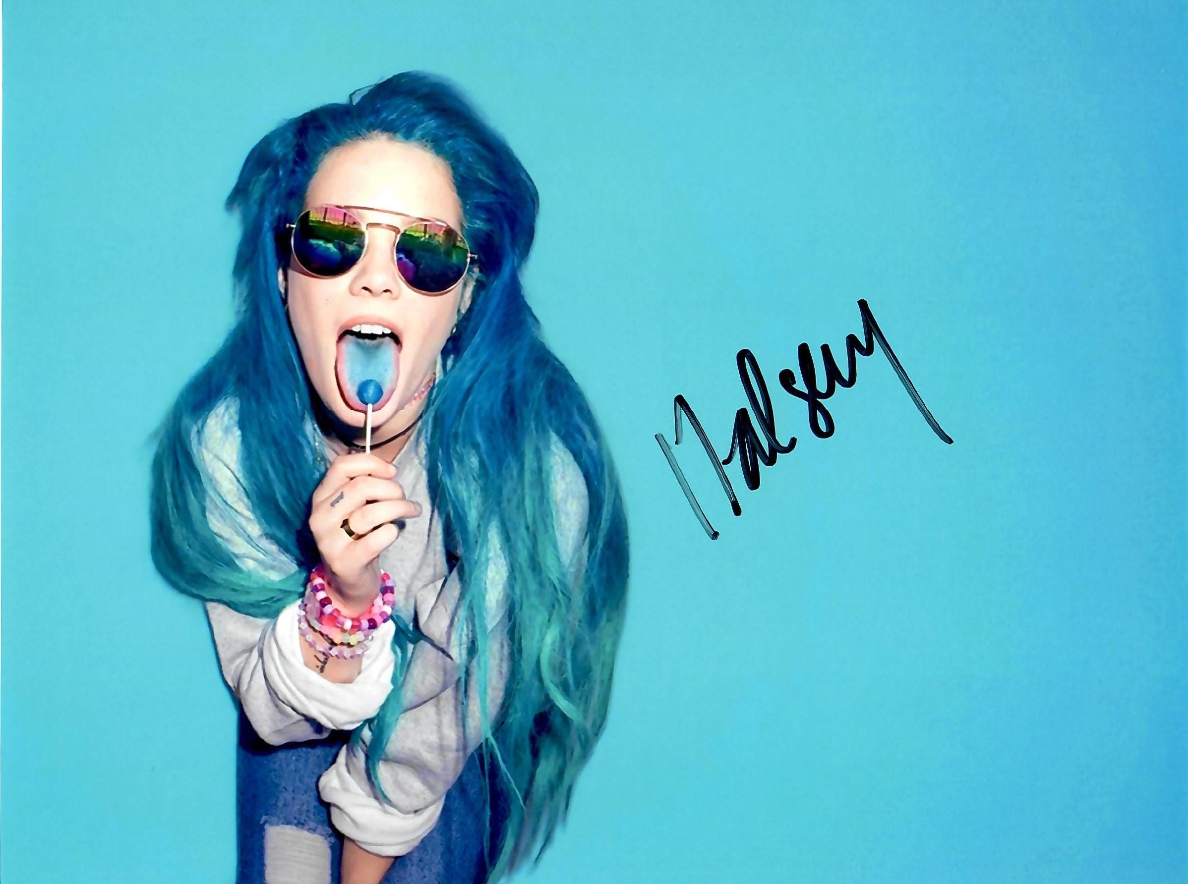 Halsey Autograph - Etsy