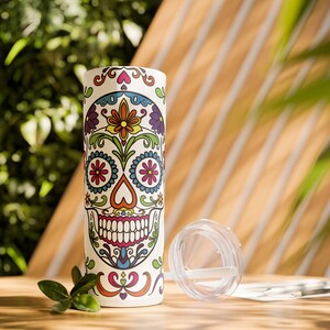 Vaso flaco de calavera de azúcar mexicana con paja, vaso flaco del Día de Muertos, vaso de esqueleto, Día de Los Muertos, vaso flaco,