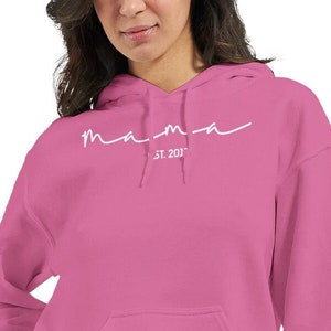 Personalized mom hoodie with kids names on back, birthday gift for mom, minimalist hoodie, mother&#39;s day