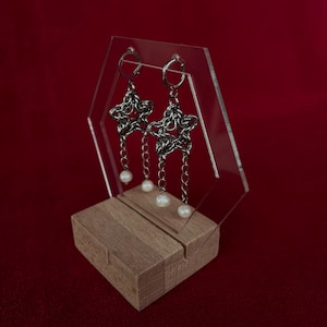 Medieval Chainmail Star Earrings With Pearls | Stainless Steel Chainmail Earrings | Medieval Jewelry | Ren Fair Jewelry | Handmade Jewelry