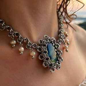 Middeleeuwse maliënkolder met labradoriet en parels | Roestvrijstalen ketting | Middeleeuwse sieraden | Handgemaakte sieraden | Ren Fair-sieraden