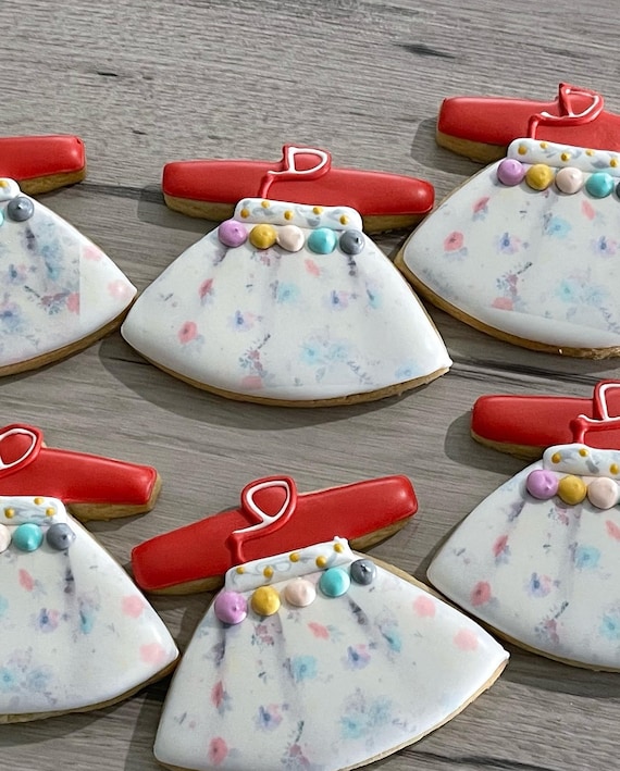 Hanbok Sugar Cookies, Korean Dress Decorated Cookies (12)