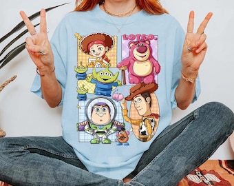 Disney Pixar Toy Story T-shirt karakter comfort kleuren, Buzz Lightyear Woody Lotso Strawberry Bear, bijpassende T-shirt Magic Kingdom Disneyland