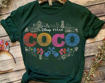 T-shirt Disney Pixar Coco coloré couleur effet vieilli avec logo du film, couleurs confortables, chemise vintage Disney Coco, t-shirt assorti pour la famille Disneyland