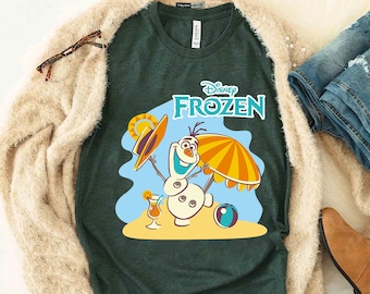 Camiseta de vacaciones de verano de Disney Frozen con Olaf feliz en la playa, camiseta de viaje a Magic Kingdom WDW, regalo de cumpleaños familiar para adultos y niños pequeños.