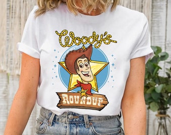 Camiseta con retrato de Woody de Toy Story de Disney Pixar, camiseta de vacaciones familiares de Magic Kingdom Disneyland, regalo de cumpleaños para adultos y niños pequeños.