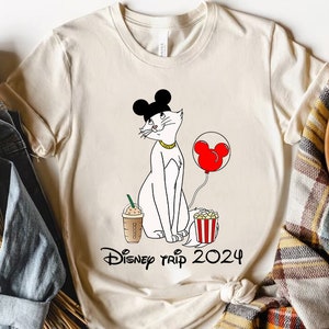 Camisa The Aristocats Duchess Comfort Colors, Camisa Duquesa Mickey Cap, Camisa Mãe Gato Aristocats, Camisa Mãe Gato Aristocats Orelhas de Mickey