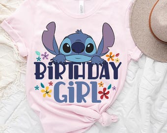 かわいいスティッチの誕生日女の子用コンフォートカラーTシャツ、ディズニーリロ＆スティッチTシャツ、マジックキングダムディズニーランドバケーションTシャツ、誕生日ギフトシャツ