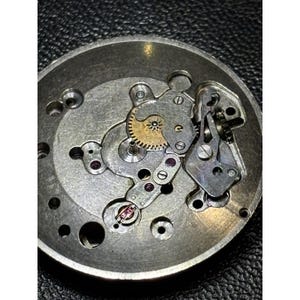 UTC-Unitime cal. 27 watch movements for parts/repair, new balance wheel Bild 4