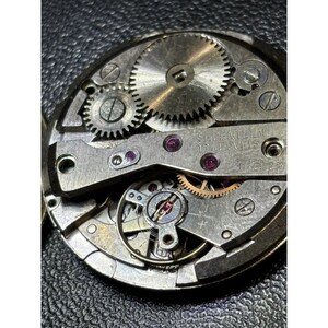 UTC-Unitime cal. 27 watch movements for parts/repair, new balance wheel Bild 3