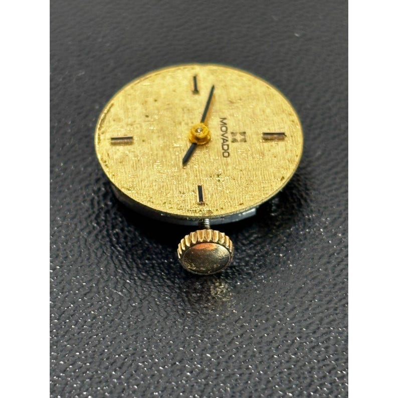 Zenith cal. 1120 17j movement w/ Movado dial, for parts/repair imagem 4