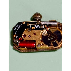 ETA cal. 280.002 watch movement with dial hands crown, working bild 1