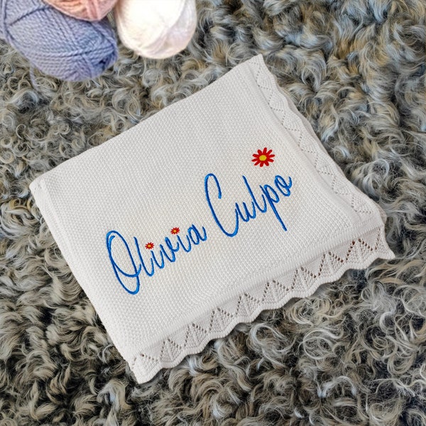 Couverture pour bébé en tricot personnalisée | Couverture pour bébé avec prénom brodé | Cadeau baby shower | Cadeau de Noël pour nouveau-né | Couverture pour poussette en tricot de coton