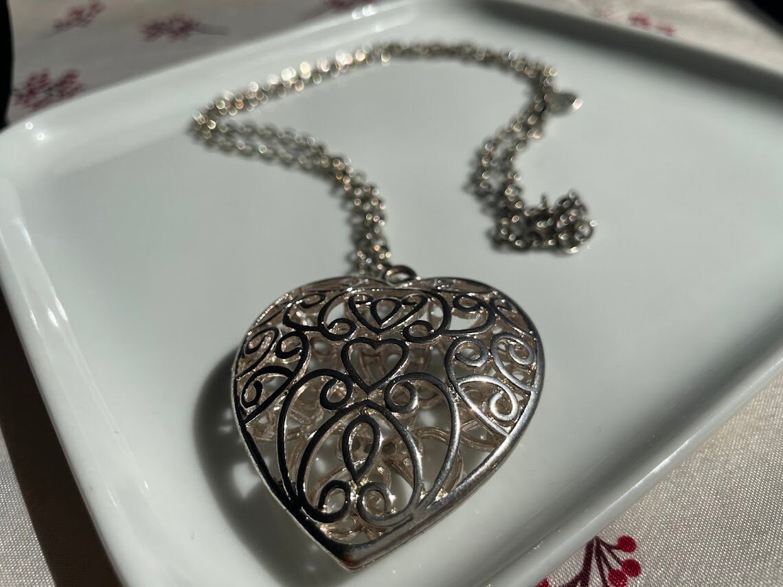 Vintage Claire's NECKLACE Heart Cage Pendant Art Deco Style