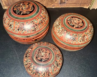 Set of 3 Vintage Burmese Lacquerware Round Nesting Boxes