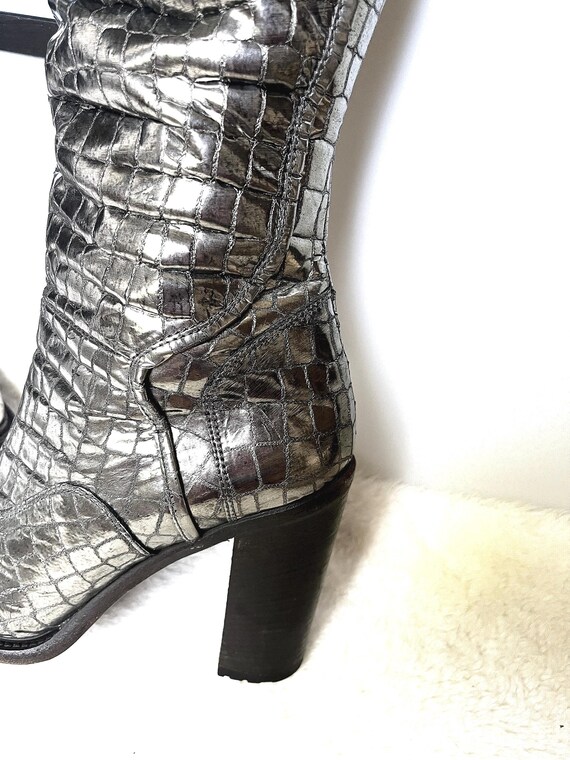 Ugg Collection Shearling Lined Silver Leather Boo… - image 5