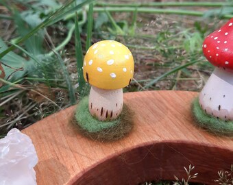 Yellow Fungi Celebrationring Ornament / plug - Steker - birthdayring - fits Grimms - Waldorf - Mushroom - advent spiral