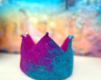 Turquoise Woollen Birthday crown with Amethyst stones - Waldorf - Celebration Crown