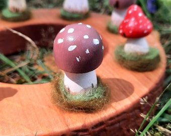 Brown with white dots Fungi - Celebrationring Ornament / plug - Steker - birthdayring - fits Grimms - Waldorf - Mushroom - advent spiral