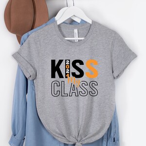 Kiss My Class 2025 Shirt, Graduation T-Shirt, Senior 2025 Shirt, Graduated 2025 Tee, Class of 2025 Shirt, Custom Shirt gift for Graduate
