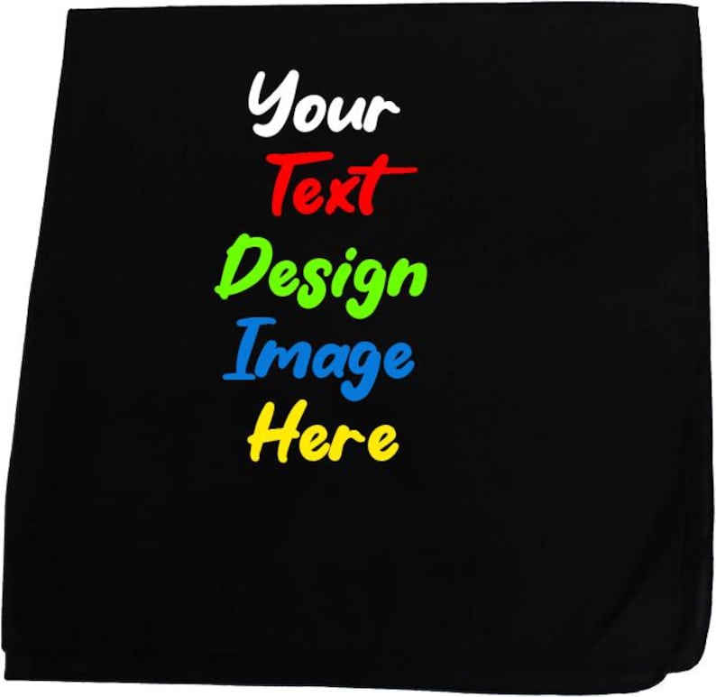 Puede incluir: Textil negro con el texto "Your Text Design Image Here" en blanco, rojo, verde, azul y amarillo. El texto est&aacute; apilado verticalmente, cada palabra en un color diferente. El textil es probablemente una manta o un art&iacute;culo similar.