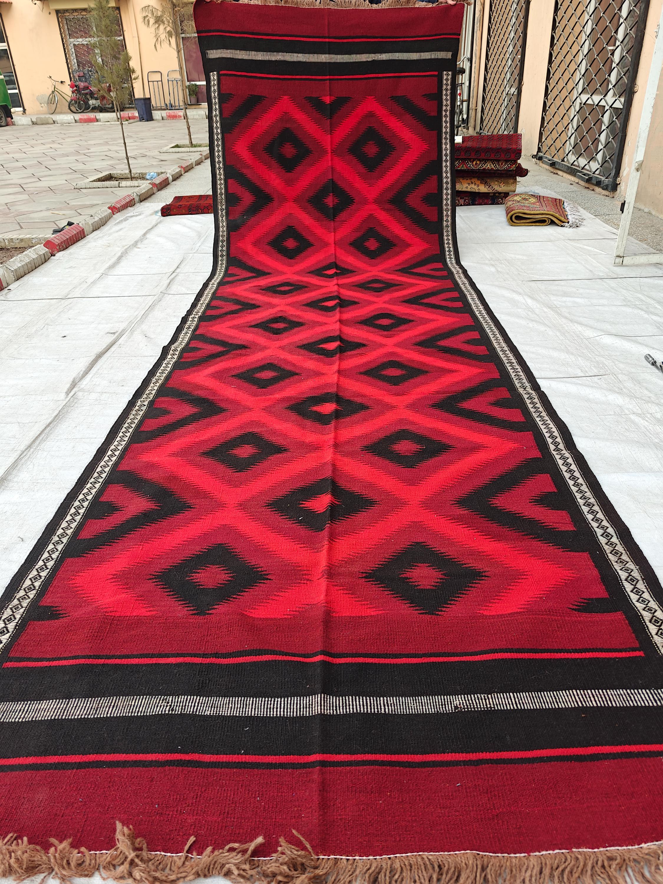 下敷きアフガン手織りキリム ランナー トライバルラグ ヴィンテージラグ