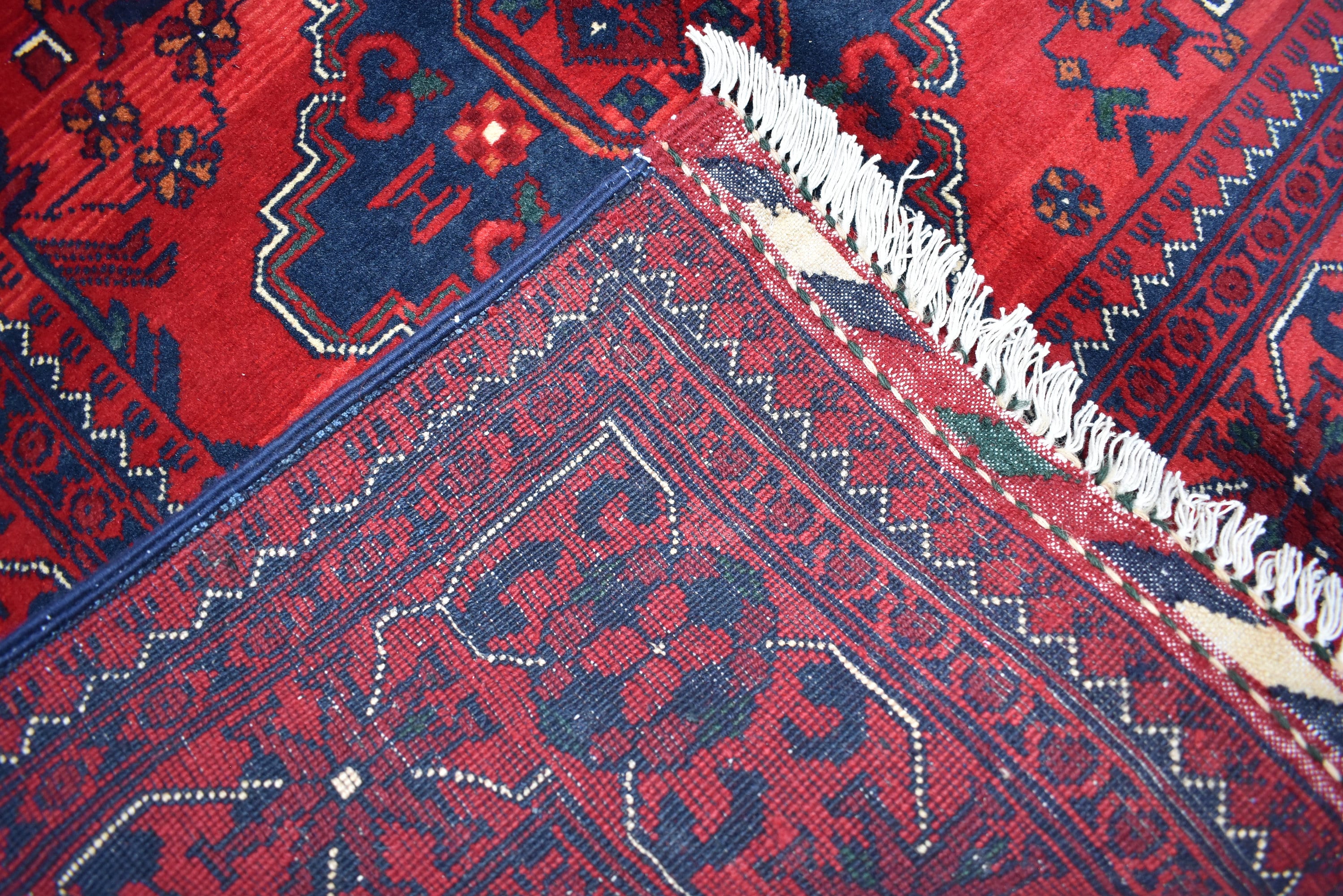 4.11x3.4 ブハララグ：トルクメンアフガニスタンウールラグ、天然染料